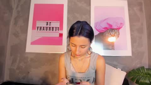 vamp  online show from April 2026 09:49:02 PM