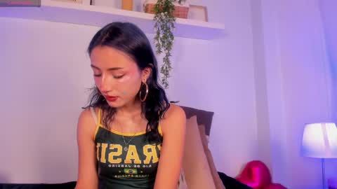 vamp  online show from April 2026 08:15:02 PM