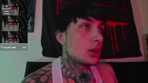 david guzman i model independenthelp me with a thumbs up online show from September 2025 01:28:01 AM