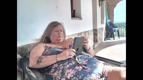 Snapshot of vampwoman chatting on February 2025 11:42:02 AM vampwoman online show from February 2025 11:42:02 AM