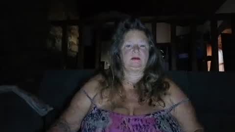 Snapshot of vampwoman chatting on September 2025 06:18:01 AM vampwoman online show from September 2025 06:18:01 AM