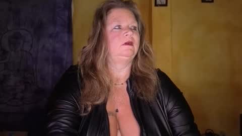 Snapshot of vampwoman chatting on February 2026 09:45:02 AM vampwoman online show from February 2026 09:45:02 AM