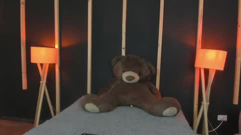 Snapshot of vampy_dolll chatting on January 2025 01:04:02 PM vampy_dolll online show from January 2025 01:04:02 PM