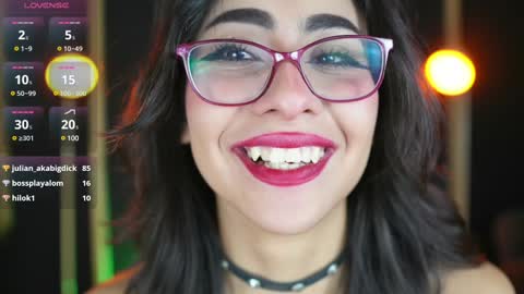 Snapshot of vampy_dolll chatting on January 2025 02:04:02 AM vampy_dolll online show from January 2025 02:04:02 AM