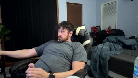 Vandal2021 online show from November 2025 04:34:02 AM