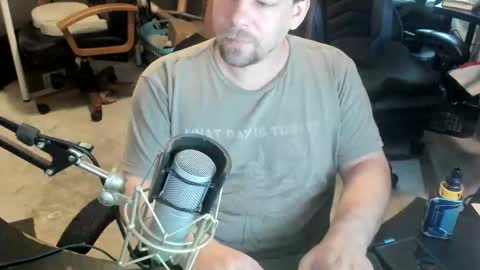 Snapshot of vandonh chatting on October 2025 03:52:01 PM vandonh online show from October 2025 03:52:01 PM