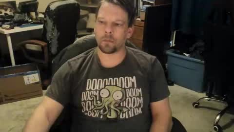 Snapshot of vandonh chatting on November 2025 05:39:02 AM vandonh online show from November 2025 05:39:02 AM