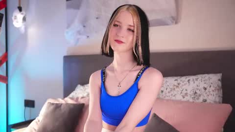 Lea online show from November 2025 03:10:02 PM