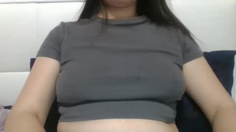 VanesaJewel online show from November 2025 09:48:01 PM