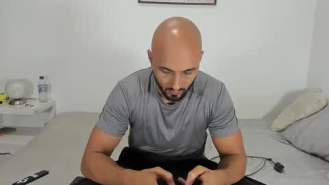 vanesariley online show from February 2026 12:10:01 AM