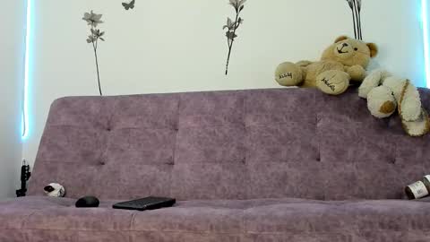 Vanessa online show from February 2025 10:39:02 AM