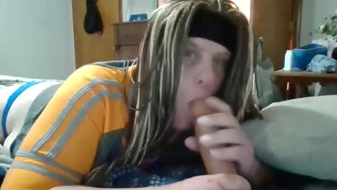 Snapshot of vanessa3211 chatting on April 2026 08:06:02 PM greeneyebandit online show from April 2026 08:06:02 PM