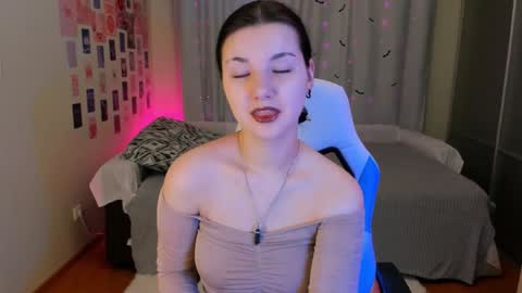 Vanessa online show from February 2025 09:45:02 PM