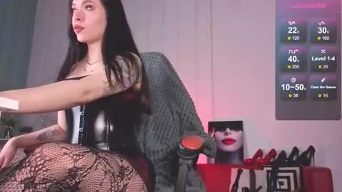 Vanessa online show from September 2025 08:25:02 PM