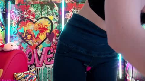  Vanessa  online show from January 2026 03:50:02 PM