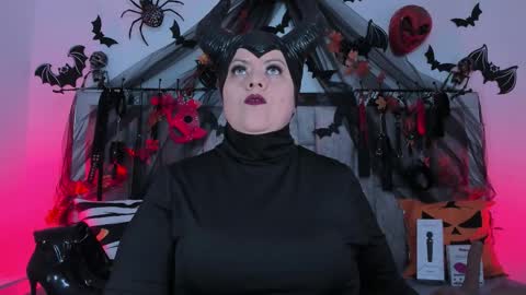 Vanessa online show from October 2025 12:04:02 PM