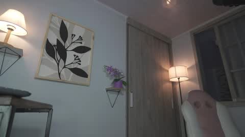 Vanessa Novvoa online show from April 2026 09:17:01 PM