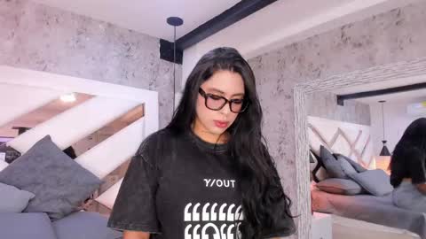 Vanessa  online show from May 2026 07:23:02 PM