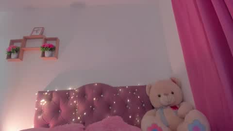 Snapshot of vanessa_sexyhot_ chatting on January 2026 12:51:01 PM vanessa online show from January 2026 12:51:01 PM