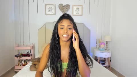 Snapshot of vanessabianchi chatting on December 2024 11:53:01 PM Vanessa online show from December 2024 11:53:01 PM