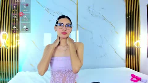 Vanessa online show from May 2026 07:42:02 PM
