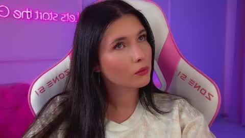 Snapshot of vanessacelesti chatting on June 2026 06:56:01 PM Vanessa online show from June 2026 06:56:01 PM