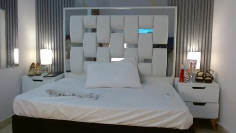 Snapshot of vanessahard_as chatting on September 2025 03:28:02 PM Vanessa Hard online show from September 2025 03:28:02 PM