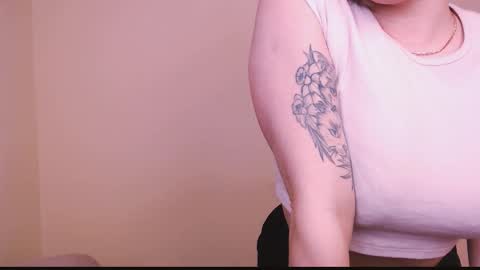 Vanessa online show from February 2025 06:05:01 PM