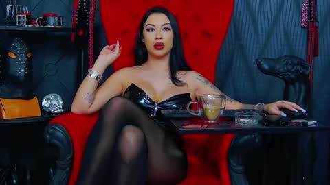 Snapshot of vanessamorningstar1 chatting on February 2025 01:21:02 PM Miss Vanessa online show from February 2025 01:21:02 PM