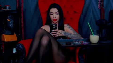 Snapshot of vanessamorningstar1 chatting on March 2025 04:40:02 PM Miss Vanessa online show from March 2025 04:40:02 PM