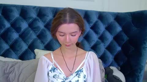 VanessaVienne online show from April 2026 04:21:02 PM
