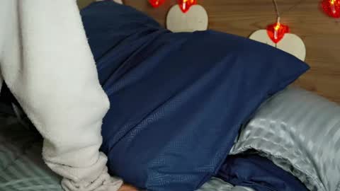 Snapshot of vanesse_ chatting on February 2025 07:17:02 AM Irina online show from February 2025 07:17:02 AM