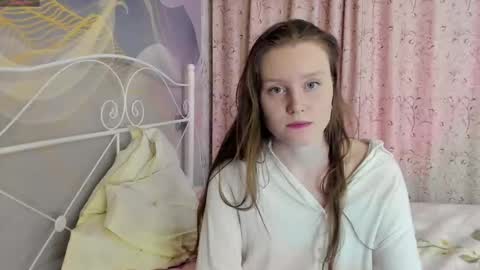 Luna online show from March 2026 07:07:01 PM