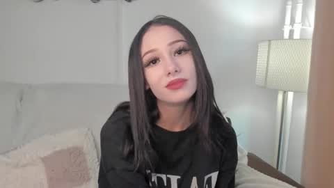 Luna  online show from March 2026 07:58:02 AM