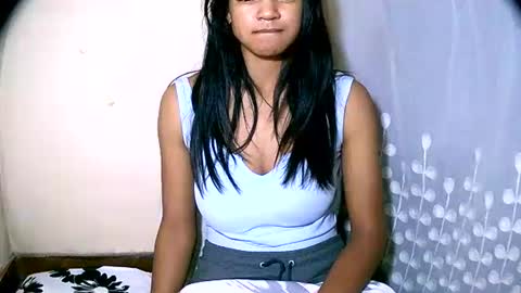 vanih27 online show from May 2026 08:16:02 PM