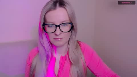 Mia online show from January 2026 08:51:01 AM