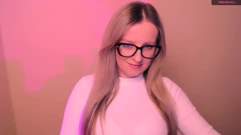 Mia online show from February 2026 05:57:02 PM