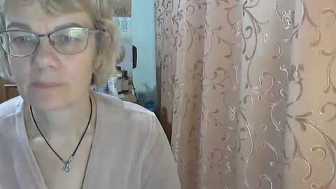 Vanillaxcreamy online show from December 2024 05:32:01 PM