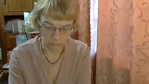 Vanillaxcreamy online show from February 2025 06:45:01 AM