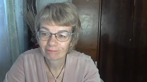 Vanillaxcreamy online show from November 2025 07:19:02 AM