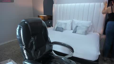 Snapshot of vanitysex chatting on March 2025 11:40:02 AM Karine online show from March 2025 11:40:02 AM