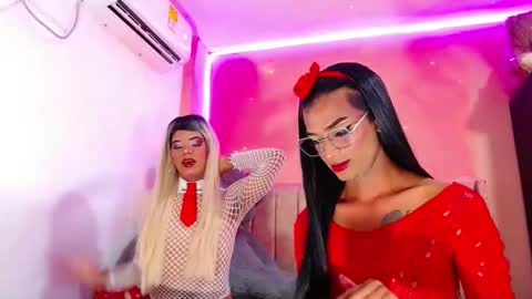 vannesa01 online show from January 2025 11:44:02 PM