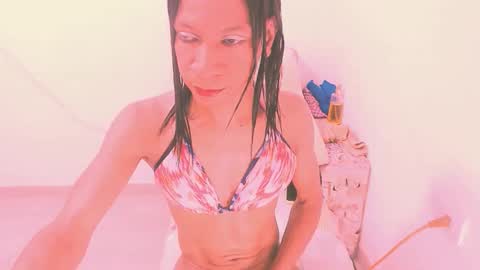 VANNESA online show from April 2026 12:41:01 AM