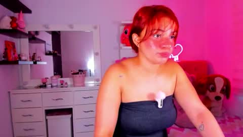 Vanesa online show from May 2026 07:10:02 PM