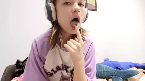 Viola online show from October 2025 07:50:02 AM