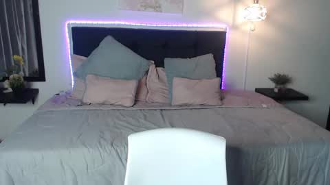 vane online show from December 2024 05:26:01 PM