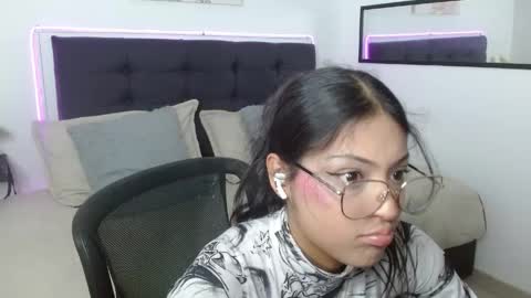 vane online show from May 2026 08:15:01 PM
