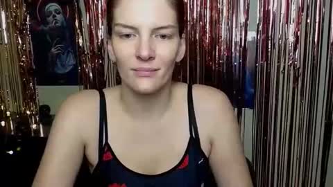 Vanessa online show from December 2025 12:13:02 PM