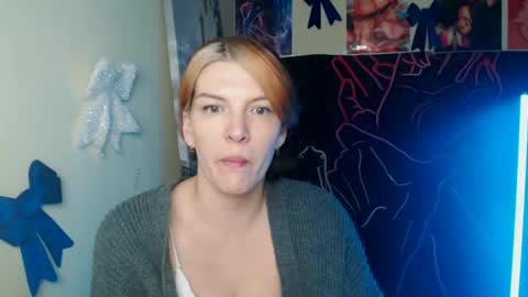 Vanessa online show from February 2026 06:17:01 PM