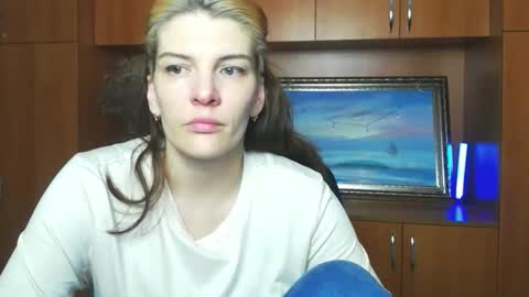 Vanessa online show from March 2026 05:32:01 PM